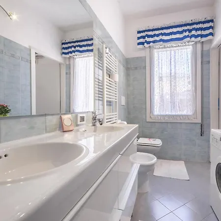 The 727 Apartment Sottomarina